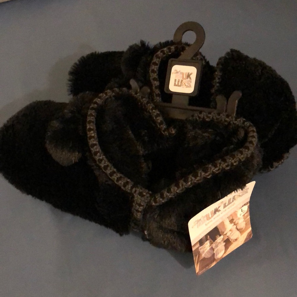 Muk Luks Women slippers
